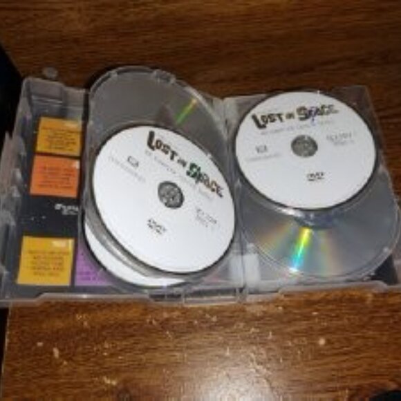 Lost in Space - The Complete Series from 1965-1968 (DVD, 2019, 17-Disc Set) - Picture 8 of 16